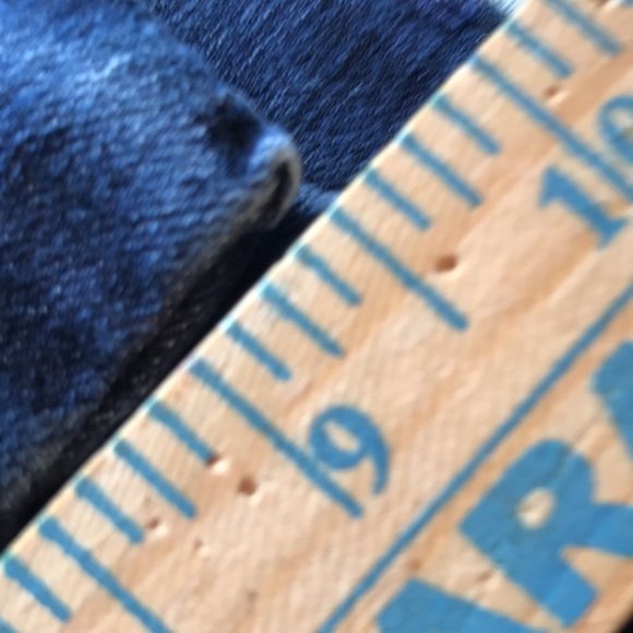 Liz Claiborne Dark Blue Stretchy cropped jeans Size 12 - Picture 5 of 9